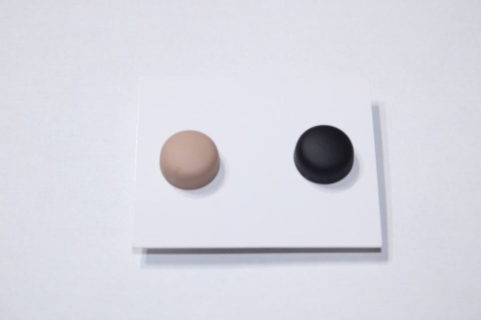 Magnet Pins - Matte Black/Nude