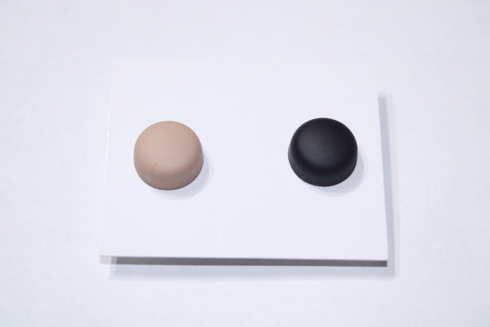 Magnet Pins - Matte Black/Nude